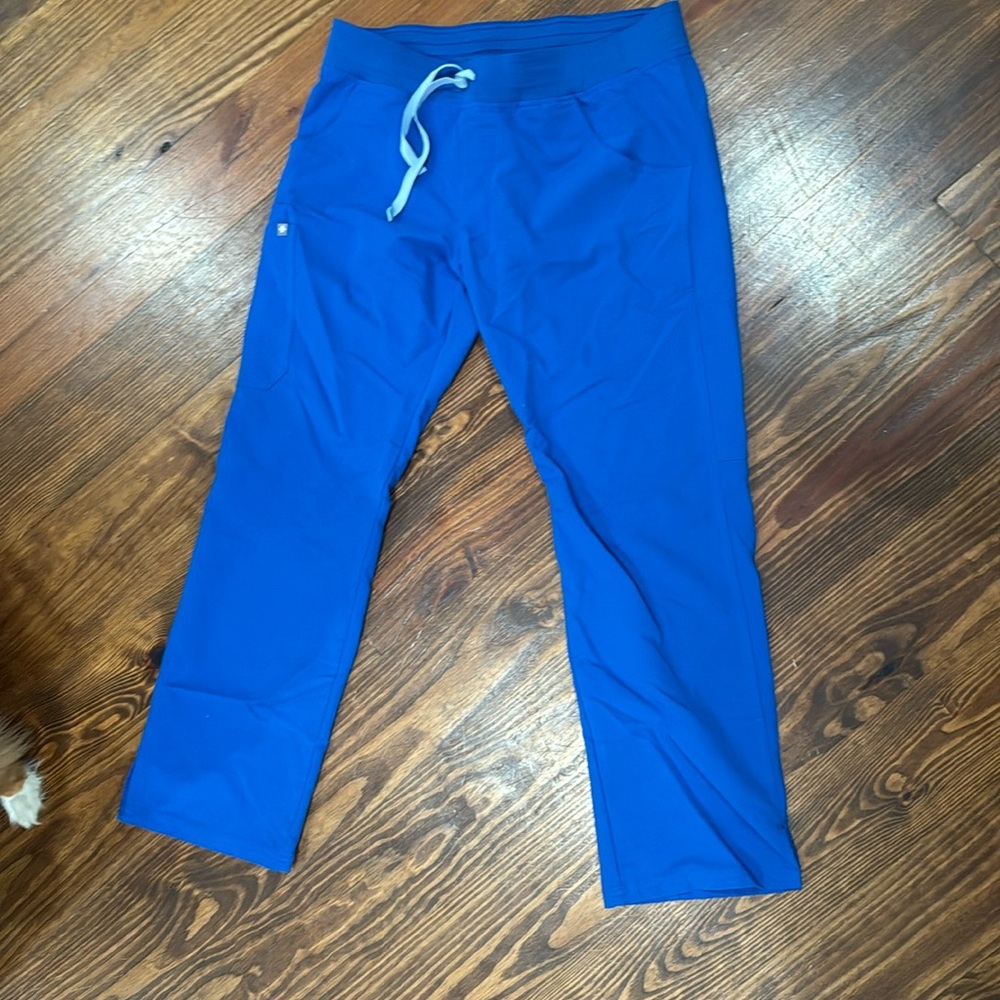 Figs scrubs cargo pants large royal blue